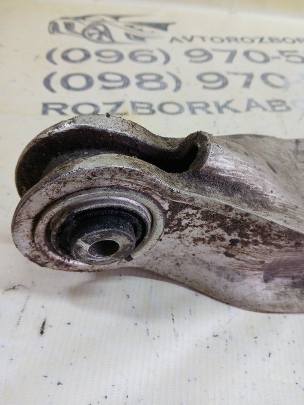 Рычаг поперечный задний левый Q5 2018 80A 2.0 DAYB Рычаг поперечный задний левый Q5 2018 80A 2.0 DAYB