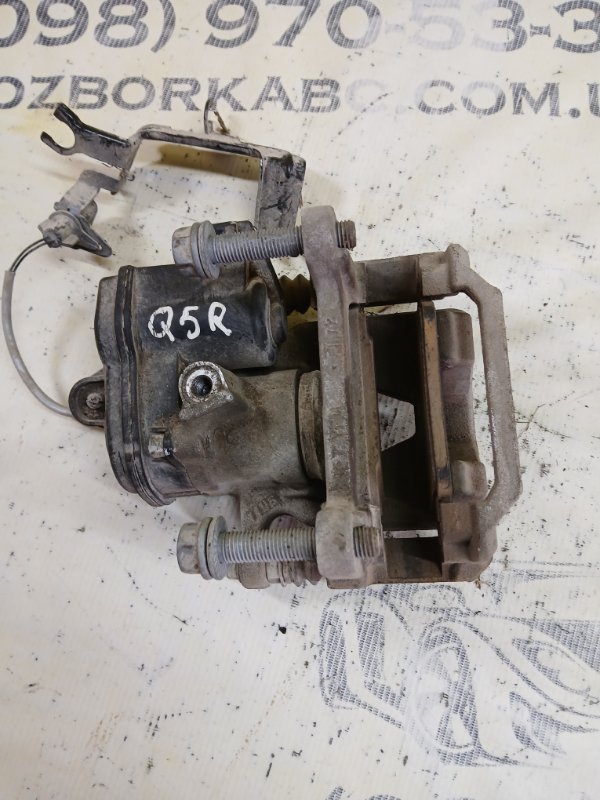 Суппорт тормозной задний правый Q5 2018 80A 2.0 DAYB Суппорт тормозной задний правый Q5 2018 80A 2.0 DAYB