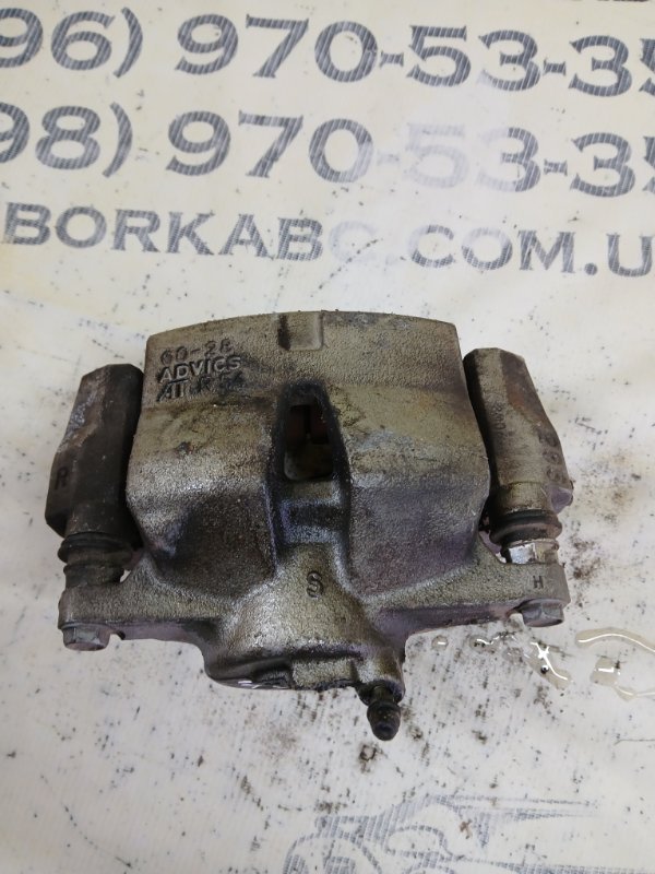 Суппорт тормозной передний правый UX 2019 200 2.0 Суппорт тормозной передний правый UX 2019 200 2.0