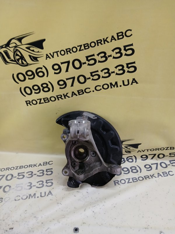 Запчасть цапфа передняя правая Audi Q3 2021 83A 2.0 CZRA 5Q0407258A Б/У Цапфа передняя правая Audi Q3 2021 83A 2.0 CZRA 5Q0407258A Б/У