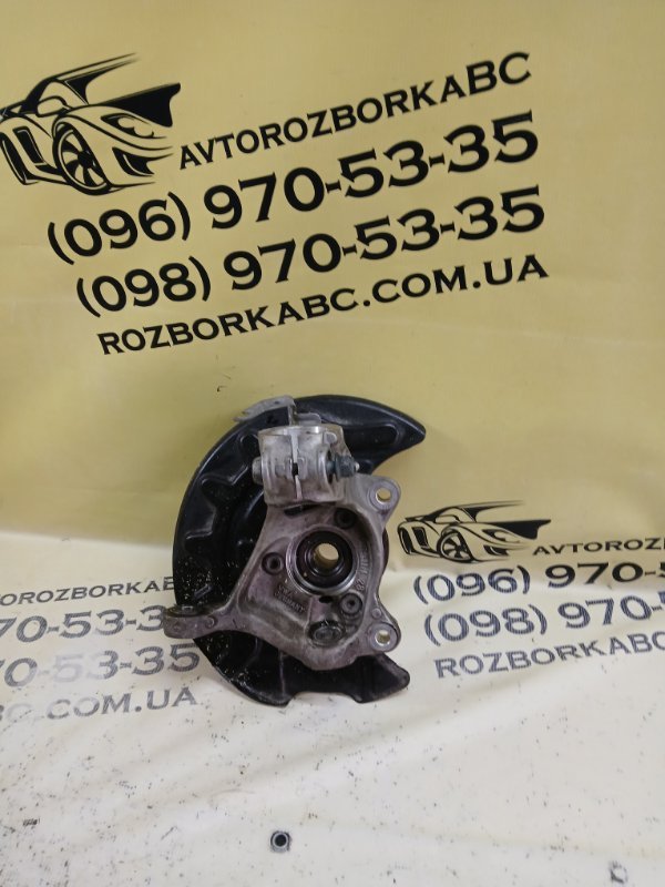 Запчасть цапфа передняя левая Audi Q3 2021 83A 2.0 CZRA 5Q0407257A Б/У Цапфа передняя левая Audi Q3 2021 83A 2.0 CZRA 5Q0407257A Б/У