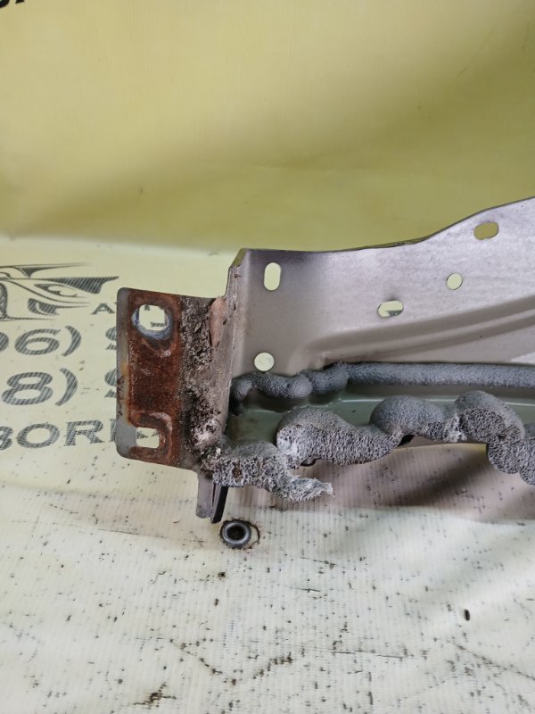 Крыло переднее правое Explorer 2020 3.0 Крыло переднее правое Explorer 2020 3.0