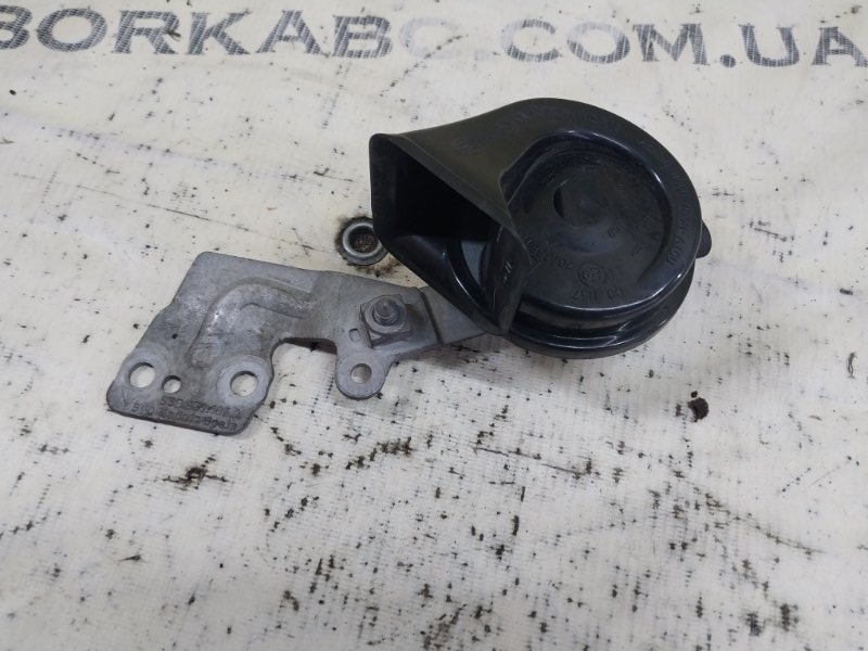 Звуковой сигнал правый Macan 2015 95B CTMA Звуковой сигнал правый Macan 2015 95B CTMA