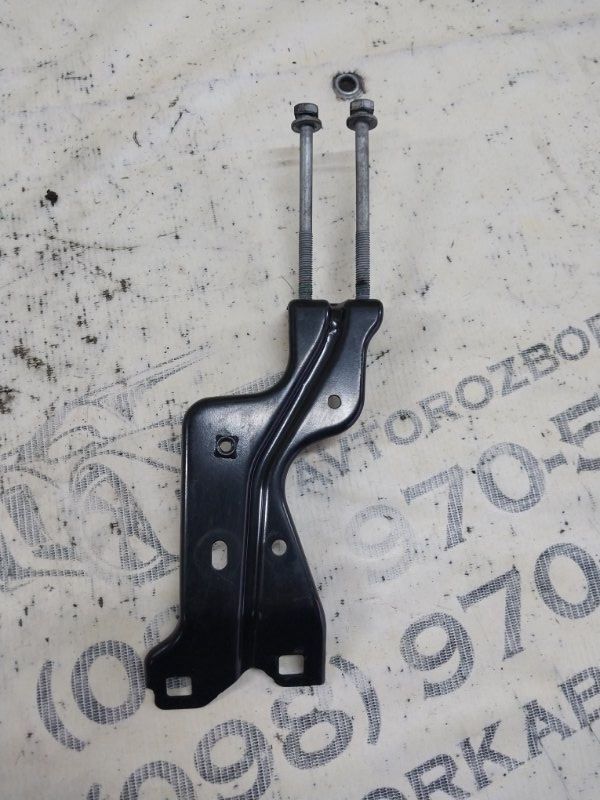 Кронштейн Macan 2015 95B CTMA Кронштейн Macan 2015 95B CTMA