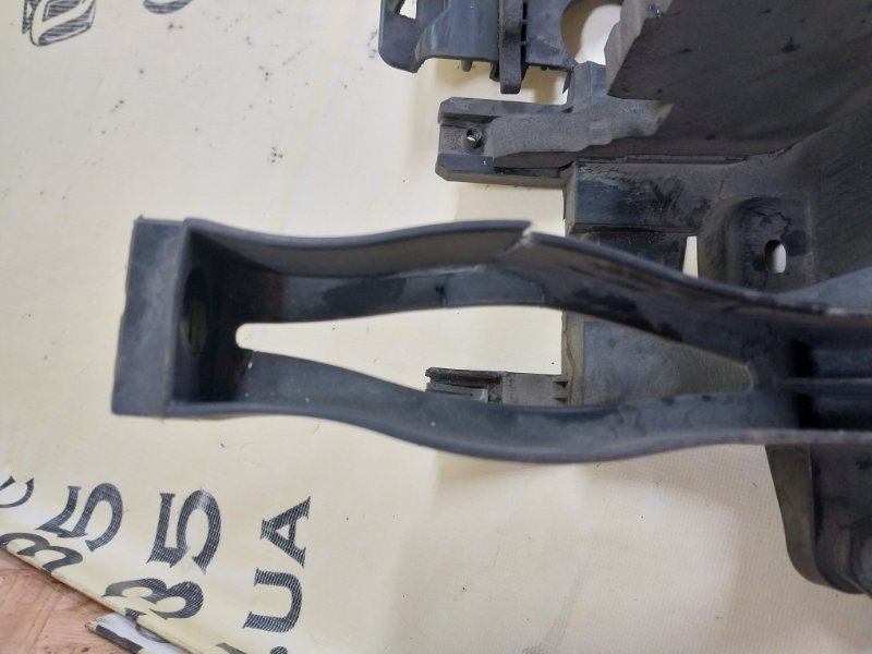 Траверса Macan 2015 95B CTMA Траверса Macan 2015 95B CTMA