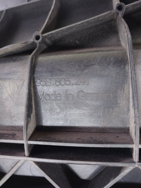 Траверса Macan 2015 95B CTMA Траверса Macan 2015 95B CTMA