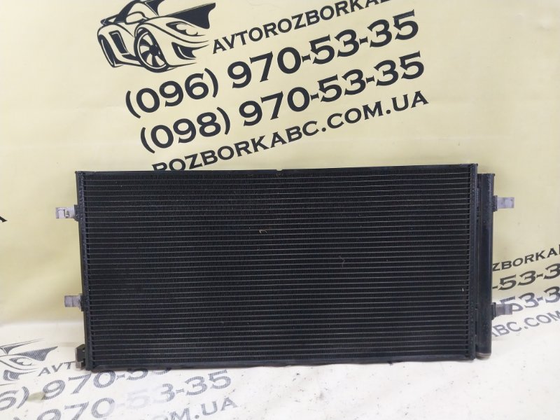 Запчасть радиатор кондиционера Porsche Macan 2015 95B CTMA 8T0260401F Б/У Радиатор кондиционера Porsche Macan 2015 95B CTMA 8T0260401F Б/У