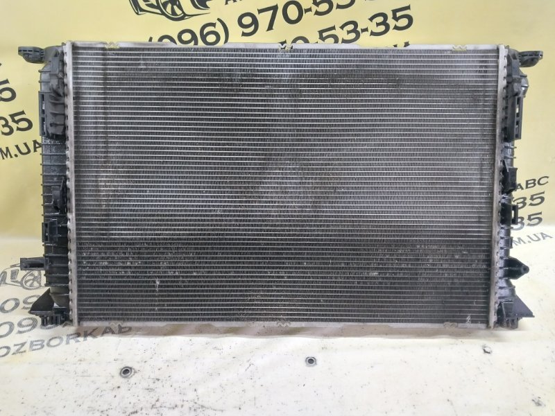 Радиатор охлаждения двигателя Macan 2015 95B CTMA Радиатор охлаждения двигателя Macan 2015 95B CTMA