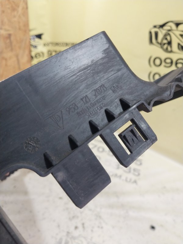 Дефлектор воздушный Macan 2015 95B CTMA Дефлектор воздушный Macan 2015 95B CTMA