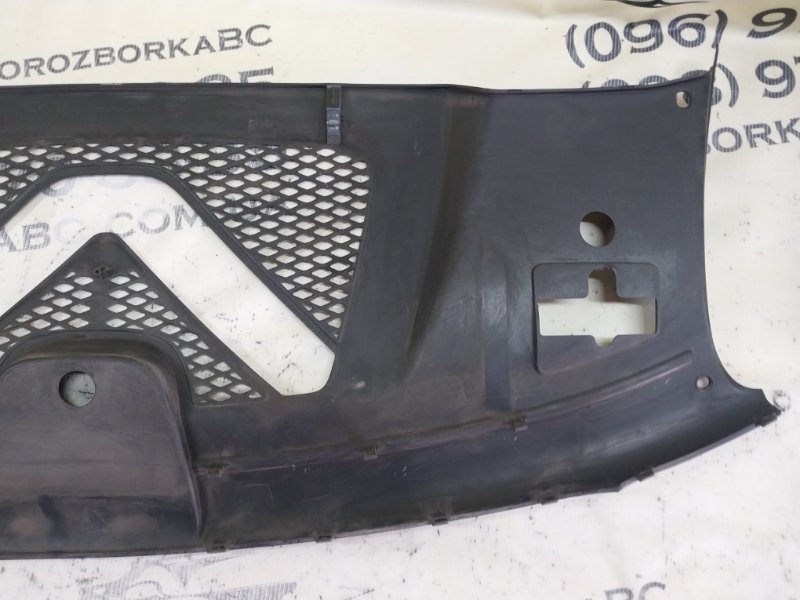 Накладка панели радиаторов Macan 2015 95B CTMA Накладка панели радиаторов Macan 2015 95B CTMA