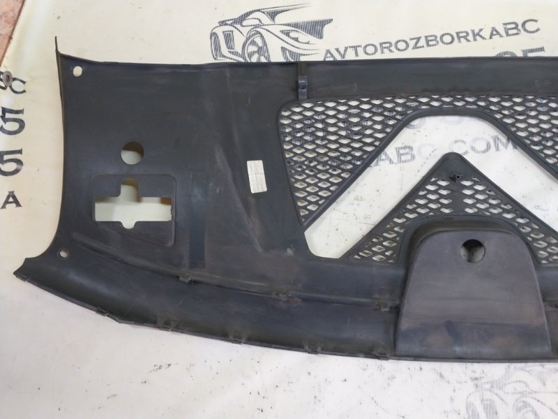 Накладка панели радиаторов Macan 2015 95B CTMA Накладка панели радиаторов Macan 2015 95B CTMA