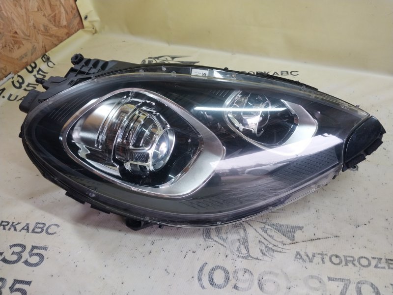 Фара правая Macan 2015 95B CTMA Фара правая Macan 2015 95B CTMA