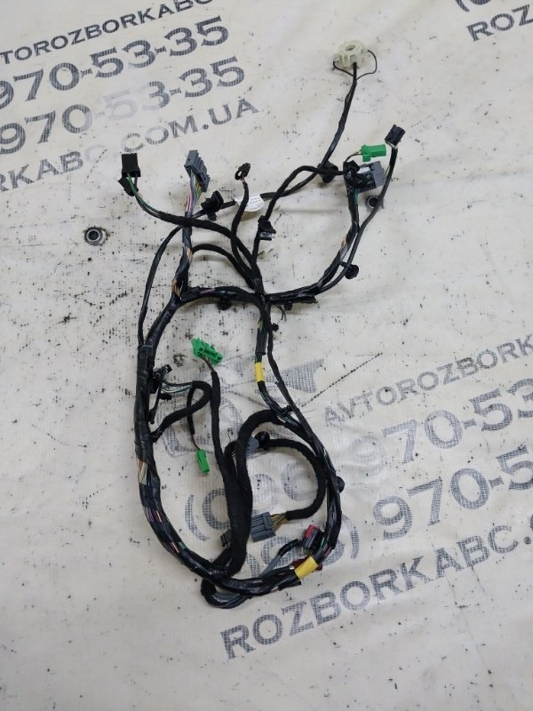 Проводка центральной консоли Volvo XC90 t27 Проводка центральной консоли Volvo XC90 t27