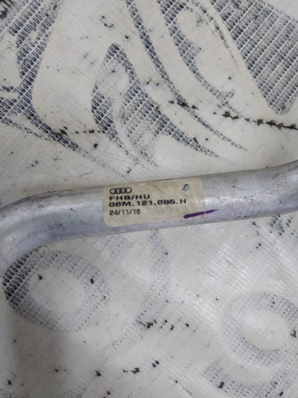 Трубка охлаждения Audi S5 Coupe 3.0 CWGD Трубка охлаждения Audi S5 Coupe 3.0 CWGD