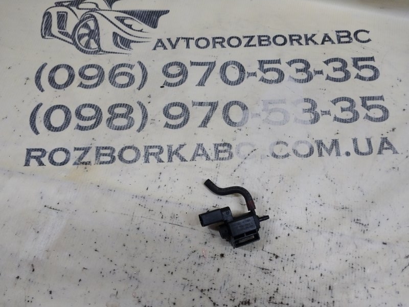 Запчасть клапан вакуумний Audi S5 2017 Coupe 3.0 CWGD 037 906 283 C Б/У Клапан вакуумний Audi S5 2017 Coupe 3.0 CWGD 037 906 283 C Б/У