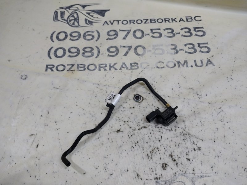 Запчасть клапан вакуумний Audi S5 2017 Coupe 3.0 CWGD 037 906 283 C Б/У Клапан вакуумний Audi S5 2017 Coupe 3.0 CWGD 037 906 283 C Б/У