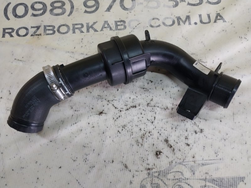 Трубка интеркуллера Explorer 2020 3.0 Трубка интеркуллера Explorer 2020 3.0