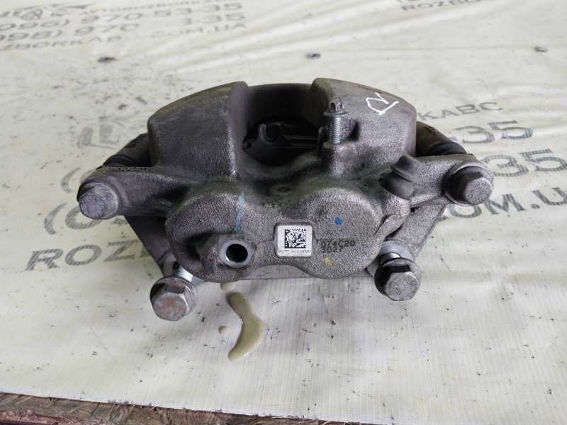 Суппорт тормозной передний правый GLB 2020 X247 D260920(D19) Суппорт тормозной передний правый GLB 2020 X247 D260920(D19)