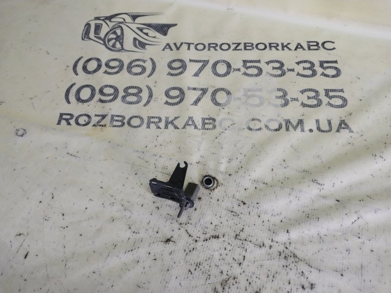 Запчасть датчик температуры воздуха наружный Volkswagen Tiguan 2022 Tiguan 2 2.0 DTEA 8Z0820535B Б/У Датчик температуры воздуха наружный Volkswagen Tiguan 2022 Tiguan 2 2.0 DTEA 8Z0820535B Б/У