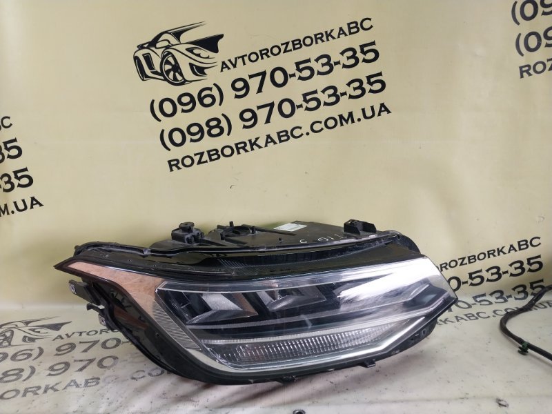 Запчасть фара правая Volkswagen Tiguan 2022 Tiguan 2 2.0 DTEA 5NL941036A Б/У Фара правая Volkswagen Tiguan 2022 Tiguan 2 2.0 DTEA 5NL941036A Б/У