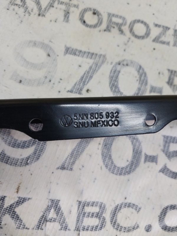 Кронштейн передней панели правый Tiguan 2022 Tiguan 2 2.0 DTEA Кронштейн передней панели правый Tiguan 2022 Tiguan 2 2.0 DTEA