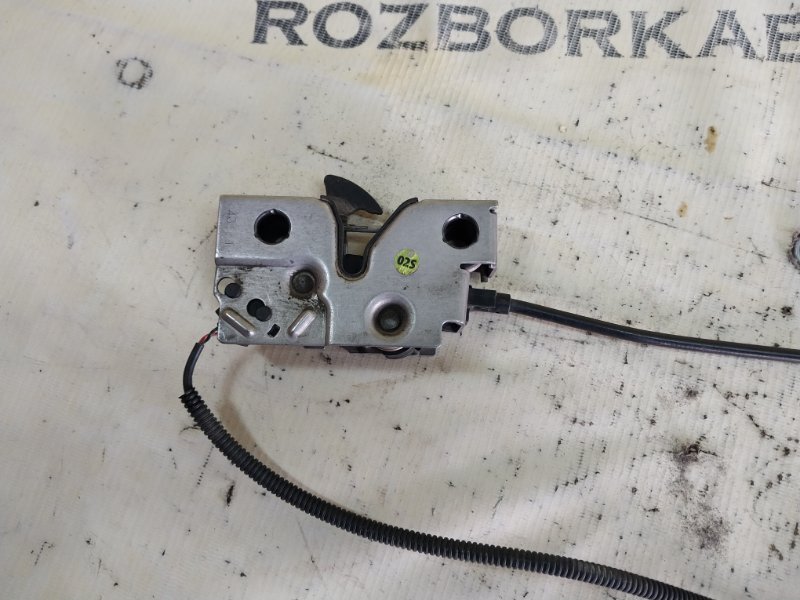 Замок капота Tiguan 2022 Tiguan 2 2.0 DTEA Замок капота Tiguan 2022 Tiguan 2 2.0 DTEA