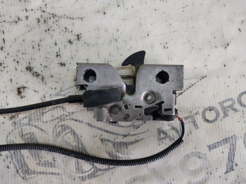 Замок капота Volkswagen Tiguan Tiguan 2 2.0 DTEA Замок капота Volkswagen Tiguan Tiguan 2 2.0 DTEA