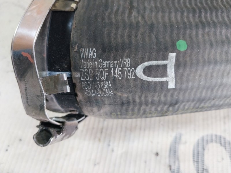 Патрубок интеркулера Volkswagen Tiguan Tiguan 2 2.0 DTEA Патрубок интеркулера Volkswagen Tiguan Tiguan 2 2.0 DTEA