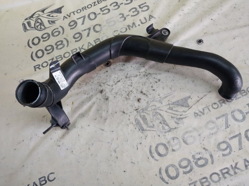 Патрубок интеркулера левый Tiguan 2022 Tiguan 2 2.0 DTEA Патрубок интеркулера левый Tiguan 2022 Tiguan 2 2.0 DTEA