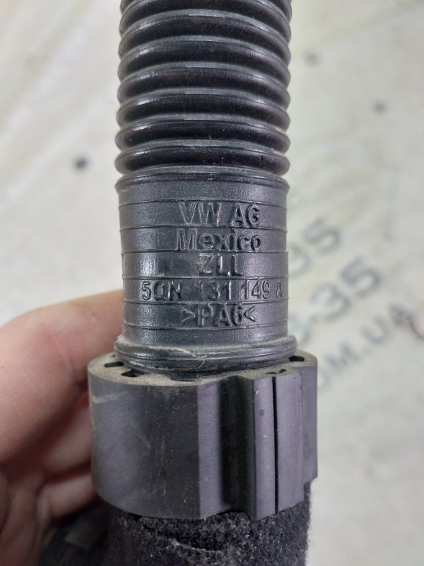 Патрубок воздушного насоса Volkswagen Tiguan Tiguan 2 2.0 DTEA Патрубок воздушного насоса Volkswagen Tiguan Tiguan 2 2.0 DTEA