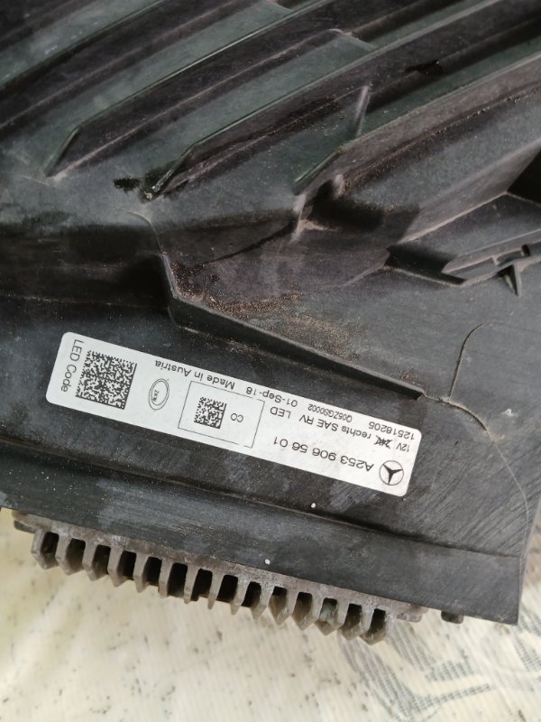 Фара передняя правая GLC 300 2019 X253 27492031846862 Фара передняя правая GLC 300 2019 X253 27492031846862