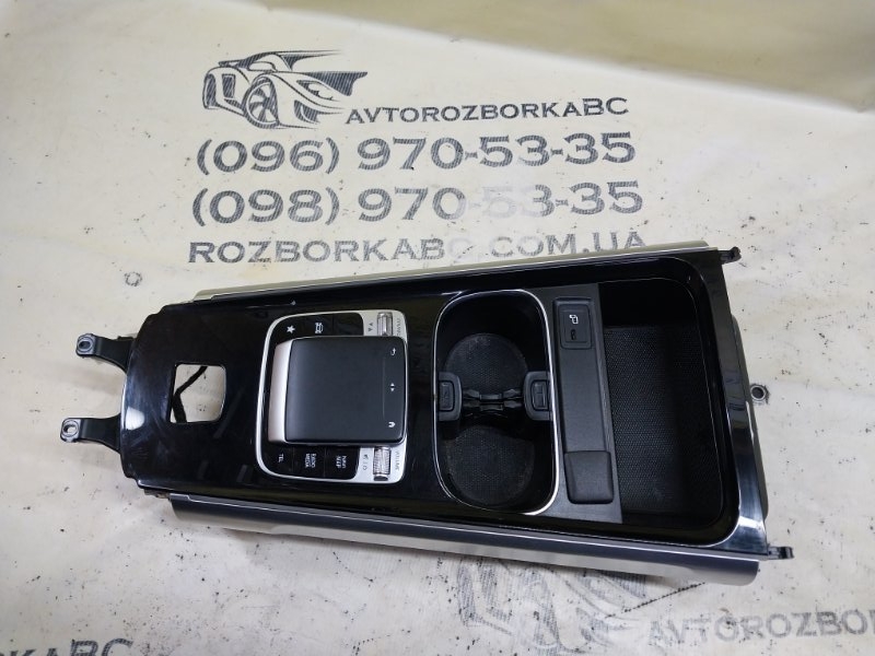 Запчасть накладка центральной консоли Mercedes-Benz GLB 2020 X247 D260920(D19) A2476808403 Б/У Накладка центральной консоли Mercedes-Benz GLB 2020 X247 D260920(D19) A2476808403 Б/У