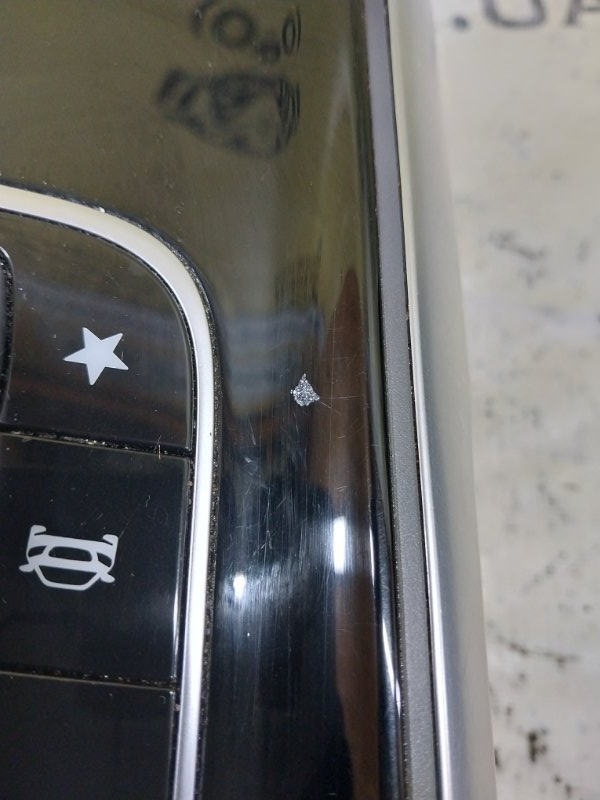 Накладка центральной консоли Mercedes-Benz GLB X247 D260920(D19) Накладка центральной консоли Mercedes-Benz GLB X247 D260920(D19)