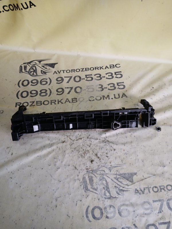 Кронштейн радиатора передний левый Mercedes-Benz GLC 300 X253 27492031635081 Кронштейн радиатора передний левый Mercedes-Benz GLC 300 X253 27492031635081