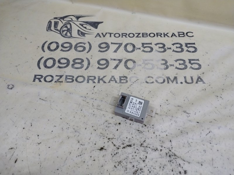 Запчасть блок подсветки салона Mercedes-Benz GLB 2020 X247 D260920(D19) A1779005104 Б/У Блок подсветки салона Mercedes-Benz GLB 2020 X247 D260920(D19) A1779005104 Б/У