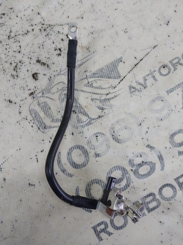 Клемма минусовая Q8 2019 3.0 DCBD Клемма минусовая Q8 2019 3.0 DCBD