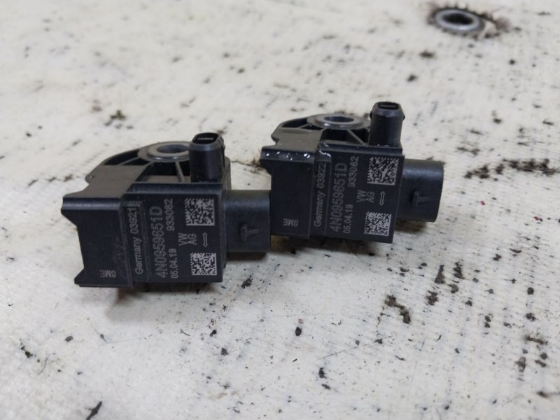 Датчик удару Q8 2019 3.0 DCBD Датчик удару Q8 2019 3.0 DCBD