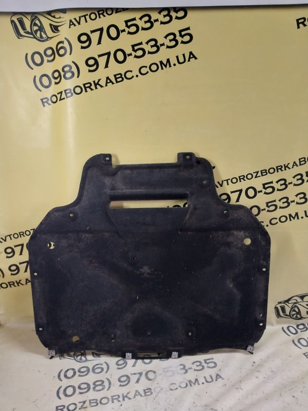 Запчасть защита акпп Audi Q8 2019 3.0 DCBD 4M0 825 236 AE Б/У Защита Акпп Audi Q8 2019 3.0 DCBD 4M0 825 236 AE Б/У