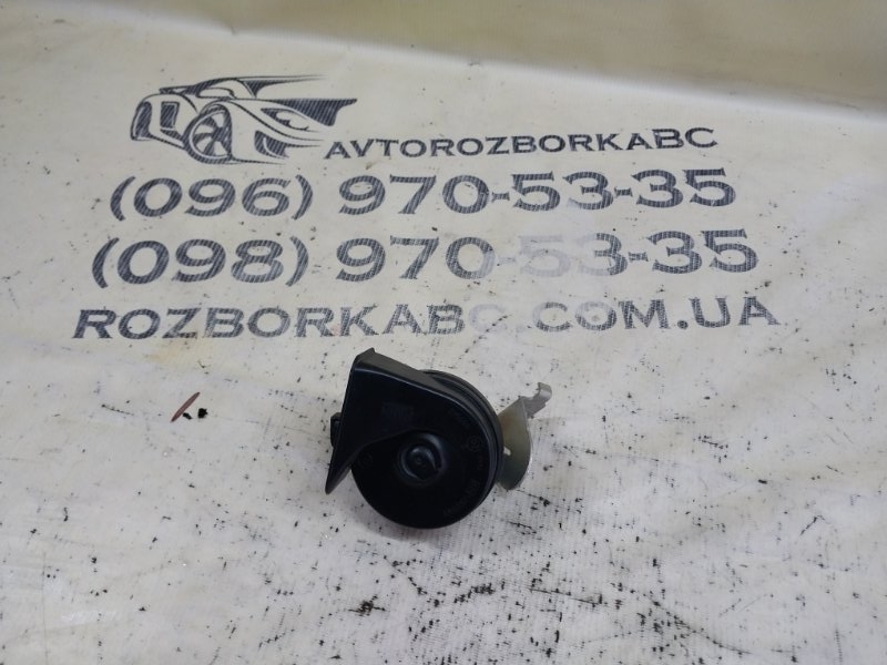 Запчасть звуковой сигнал правый Mercedes-Benz GLB 2020 X247 D260920(D19) A2475400425 Б/У Звуковой сигнал правый Mercedes-Benz GLB 2020 X247 D260920(D19) A2475400425 Б/У