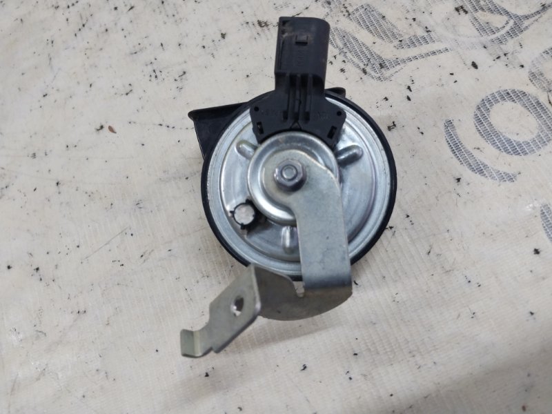 Звуковой сигнал правый Mercedes-Benz GLB X247 D260920(D19) Звуковой сигнал правый Mercedes-Benz GLB X247 D260920(D19)