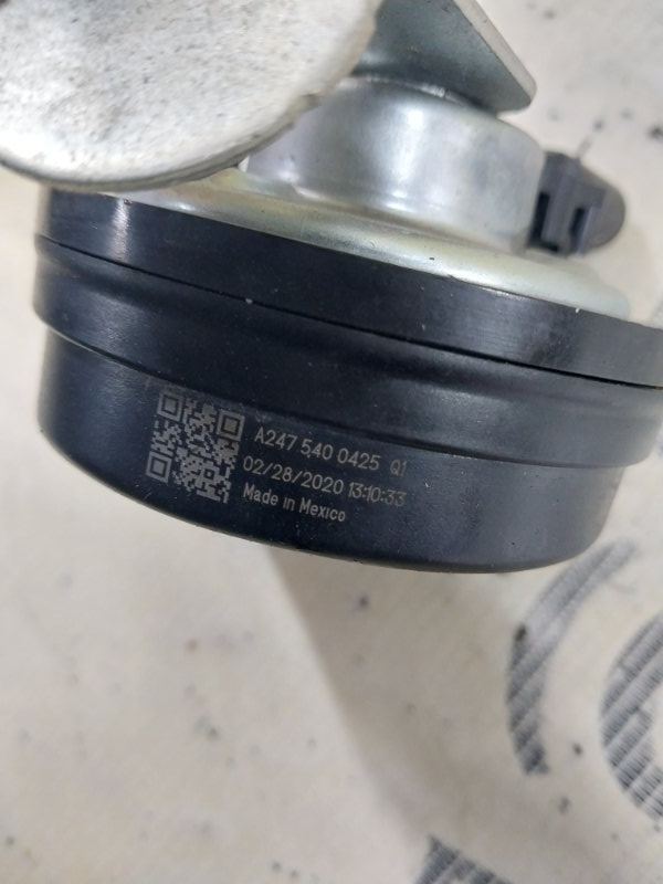 Звуковой сигнал правый GLB 2020 X247 D260920(D19) Звуковой сигнал правый GLB 2020 X247 D260920(D19)