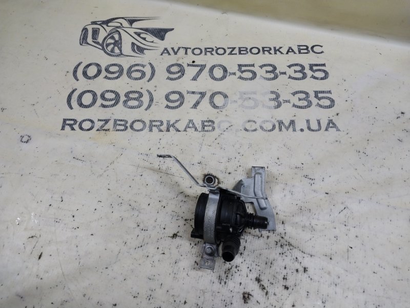 Запчасть дополнительная помпа Mercedes-Benz GLB 2020 X247 D260920(D19) A0005003600 Б/У Дополнительная помпа Mercedes-Benz GLB 2020 X247 D260920(D19) A0005003600 Б/У