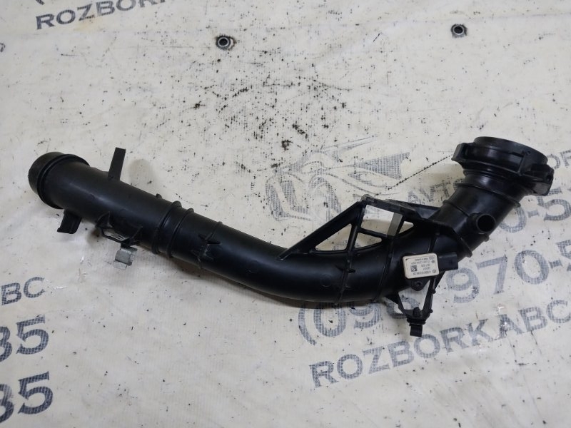 Патрубок интеркулера GLB 2020 X247 D260920(D19) Патрубок интеркулера GLB 2020 X247 D260920(D19)