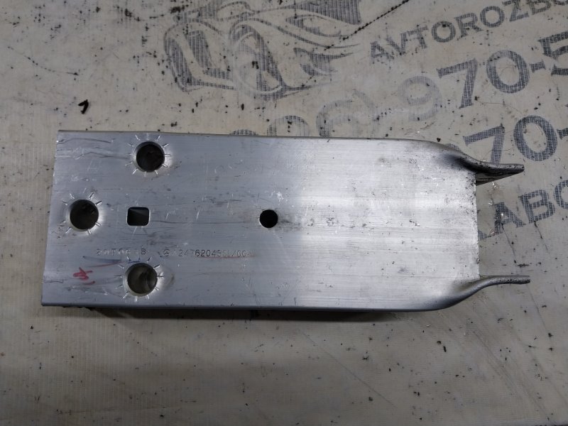 Кронштейн усилителя бампера GLB 2020 X247 D260920(D19) Кронштейн усилителя бампера GLB 2020 X247 D260920(D19)