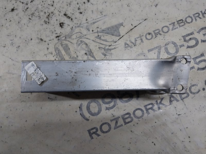 Кронштейн усилителя бампера GLB 2020 X247 D260920(D19) Кронштейн усилителя бампера GLB 2020 X247 D260920(D19)