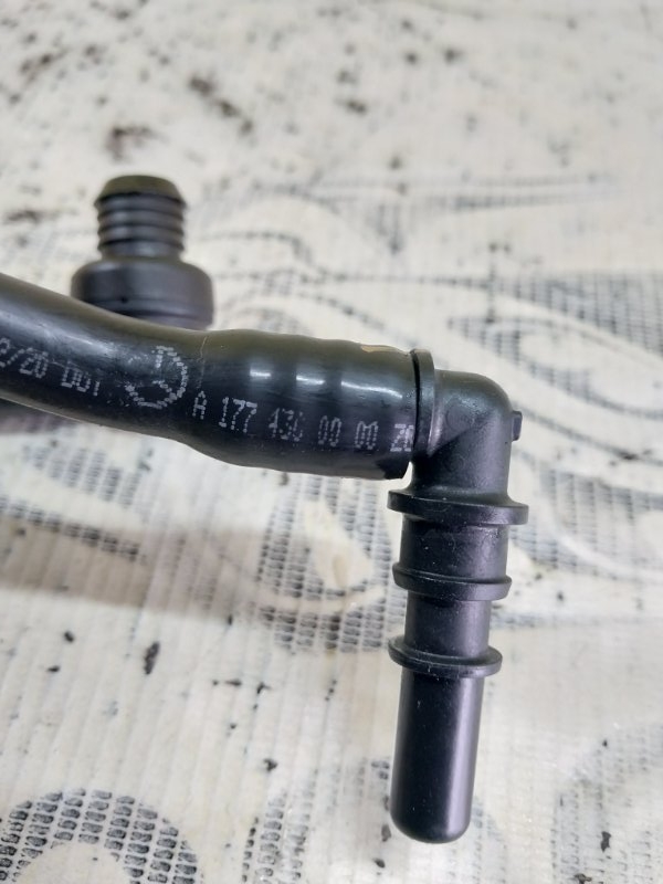 Трубка вакуумна Mercedes-Benz GLB X247 D260920(D19) Трубка вакуумна Mercedes-Benz GLB X247 D260920(D19)