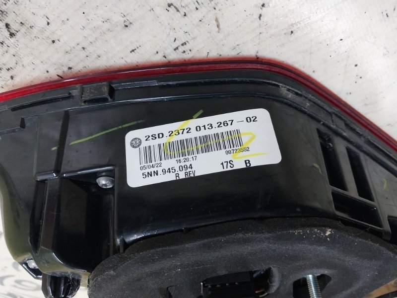 Фонарь внутренний задний правый Tiguan 2022 Tiguan 2 2.0 DTEA Фонарь внутренний задний правый Tiguan 2022 Tiguan 2 2.0 DTEA