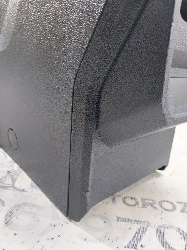 Центральна консоль с подлокотником Tiguan 2022 Tiguan 2 2.0 DTEA Центральна консоль с подлокотником Tiguan 2022 Tiguan 2 2.0 DTEA