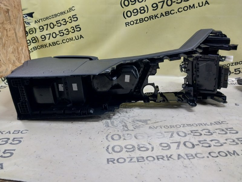 Центральна консоль с подлокотником Tiguan 2022 Tiguan 2 2.0 DTEA Центральна консоль с подлокотником Tiguan 2022 Tiguan 2 2.0 DTEA