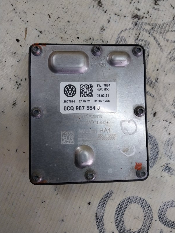 Блок управление полным приводом Q3 2021 83A 2.0 CZRA Блок управление полным приводом Q3 2021 83A 2.0 CZRA